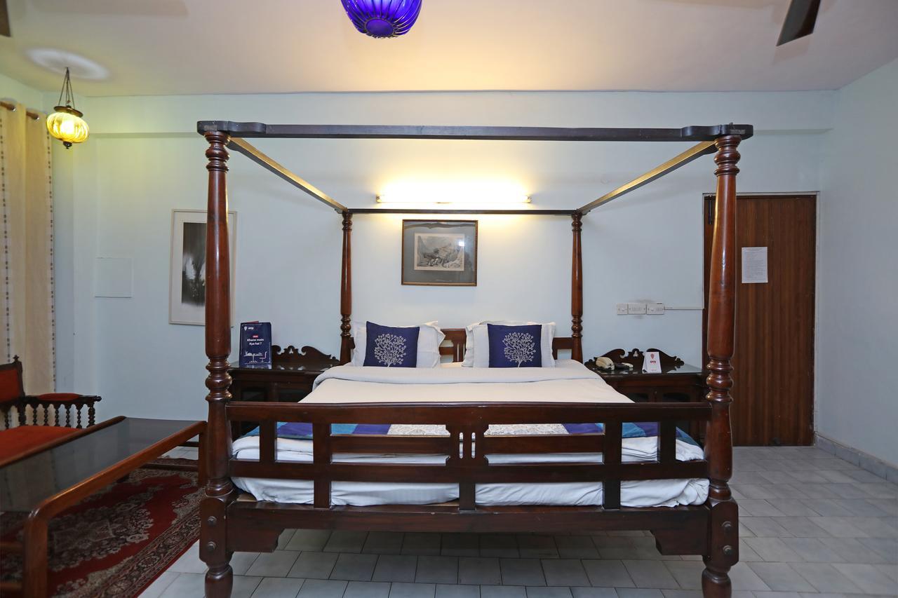 Oyo 1427 Hotel Malhar Haveli Noida Exterior photo